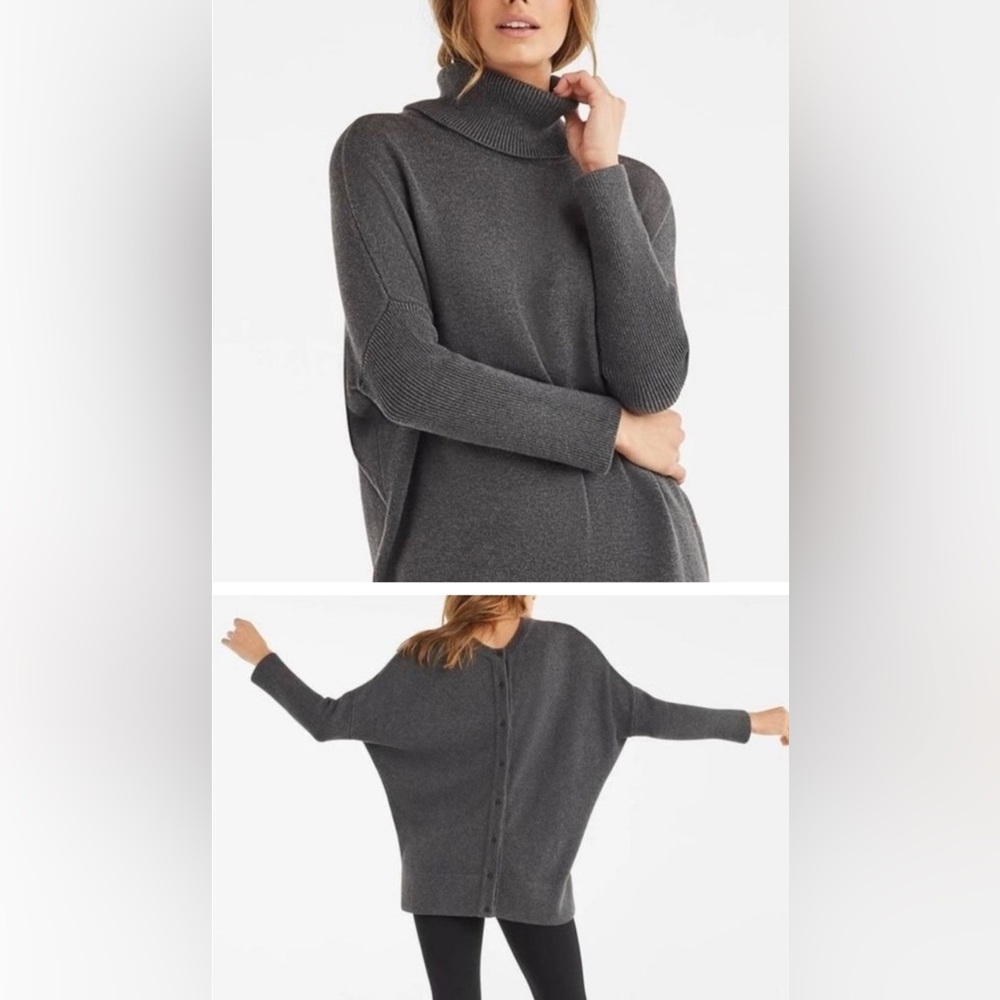 Vetta capsule oversized cardigan with removable turtleneck; size L